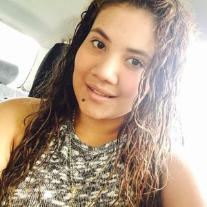 Meet your Posher, Alejandra